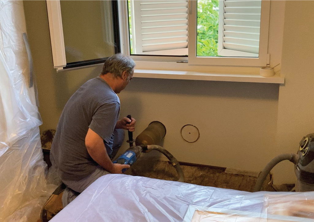 Fori nel muro per climatizzatore Innova senza unità esterna installato a Riva San Vitale